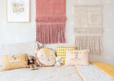 dormitorio-infantil-niños-papel-pintado-cojines-niños_Home-Staging_Interiorismo_Montecarmelo-Madrid