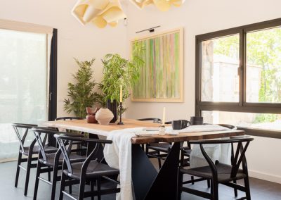 comedor-verde-madera-maria-del-valle-interiorismo-chalet-los-molinos