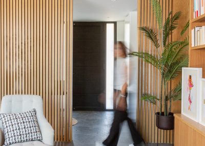 salon-madera-maria-del-valle-interiorismo-chalet-los-molinos