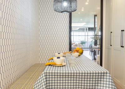 cocina-mesa-maria-del-valle-interiorismo-estilismo-chamartin