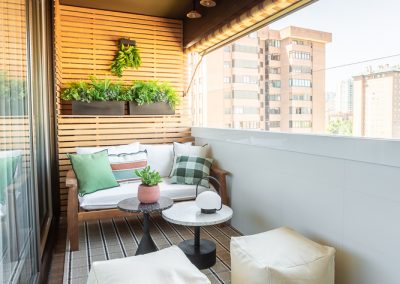 terraza-sofa lateral-maria-del-valle-interiorismo-estilismo-chamartin